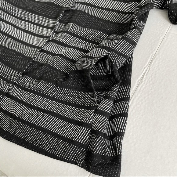 Chico’s 2 Knit Jacket Snap Buttons Black Dark Academia Chic Sophisticated Size L - Picture 6 of 15